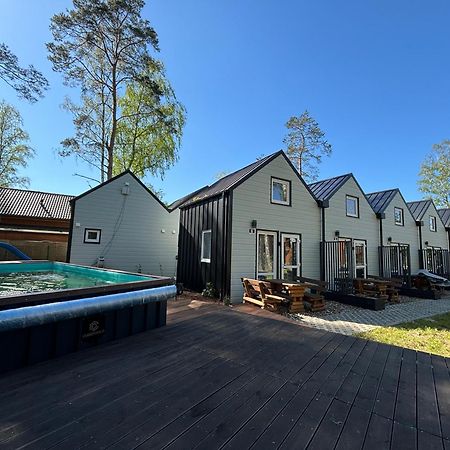 Domy Nad Morzem- Family Resort - Chata Pirata 2 Dziwnów 外观 照片